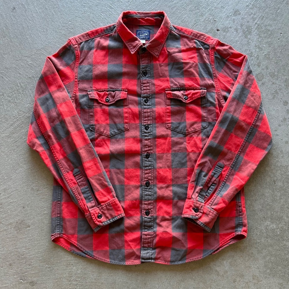 J Crew Buffalo Plaid Shirt Size Large Red Gray Flannel Heavyweight Button Down